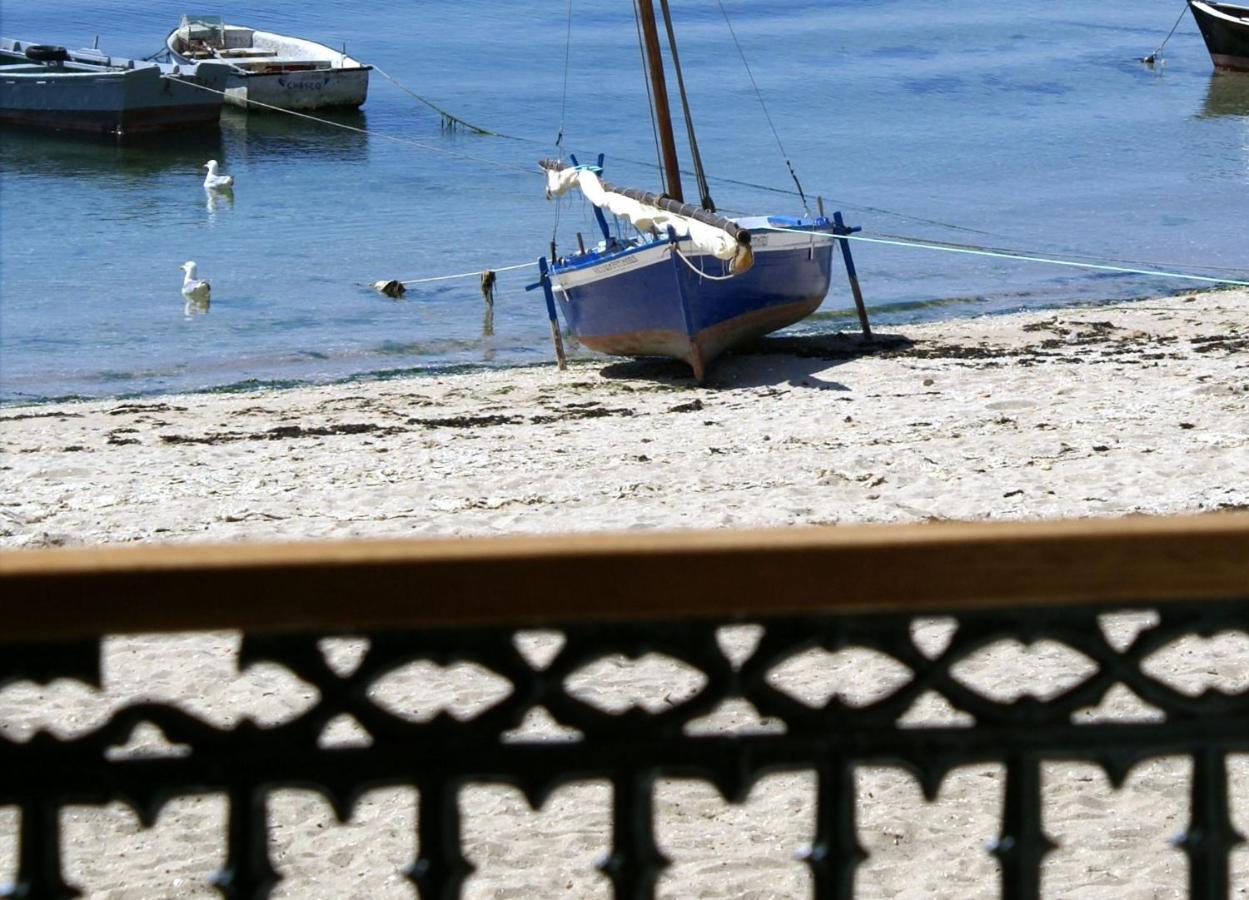 A Esmorga-Posada Del Mar Vilagarcia de Arousa Bagian luar foto